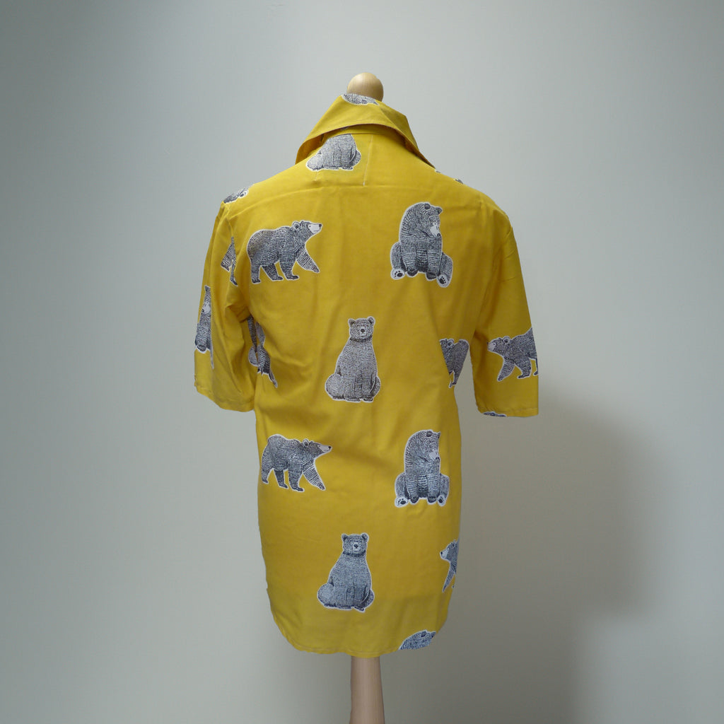 Bear with me    Neck 17" chest 101cm/40"