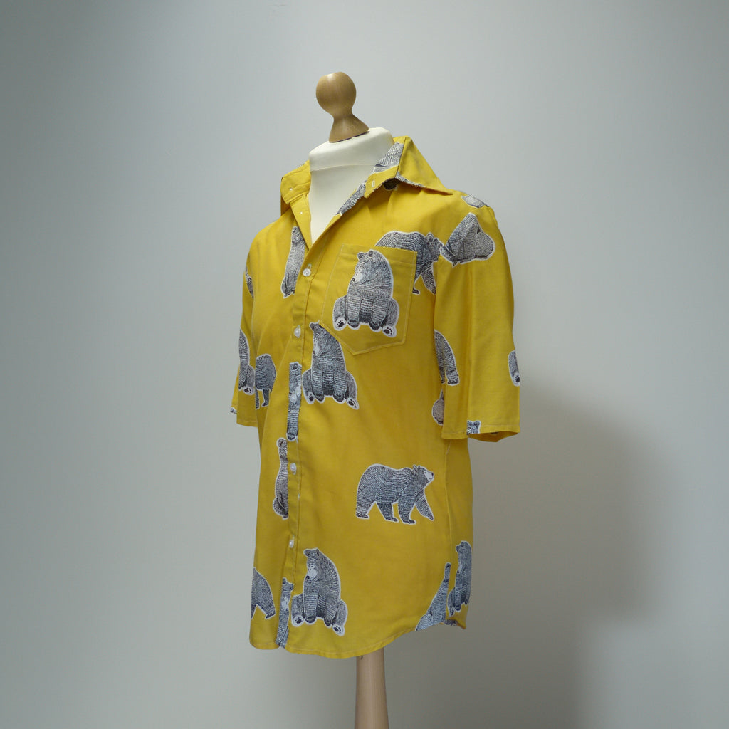 Bear with me    Neck 17" chest 101cm/40"