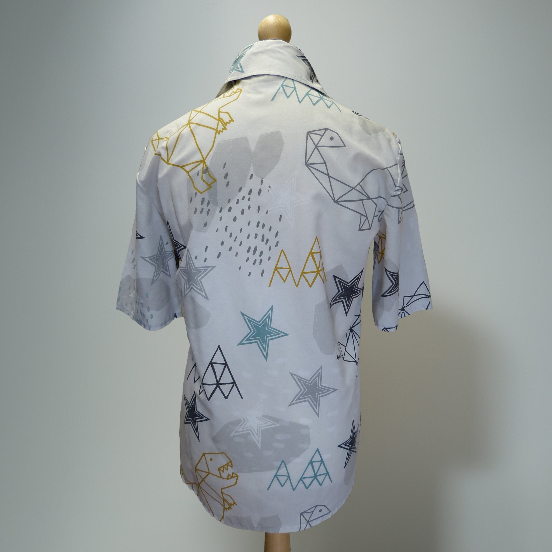 The stars and .... Spikes Size M