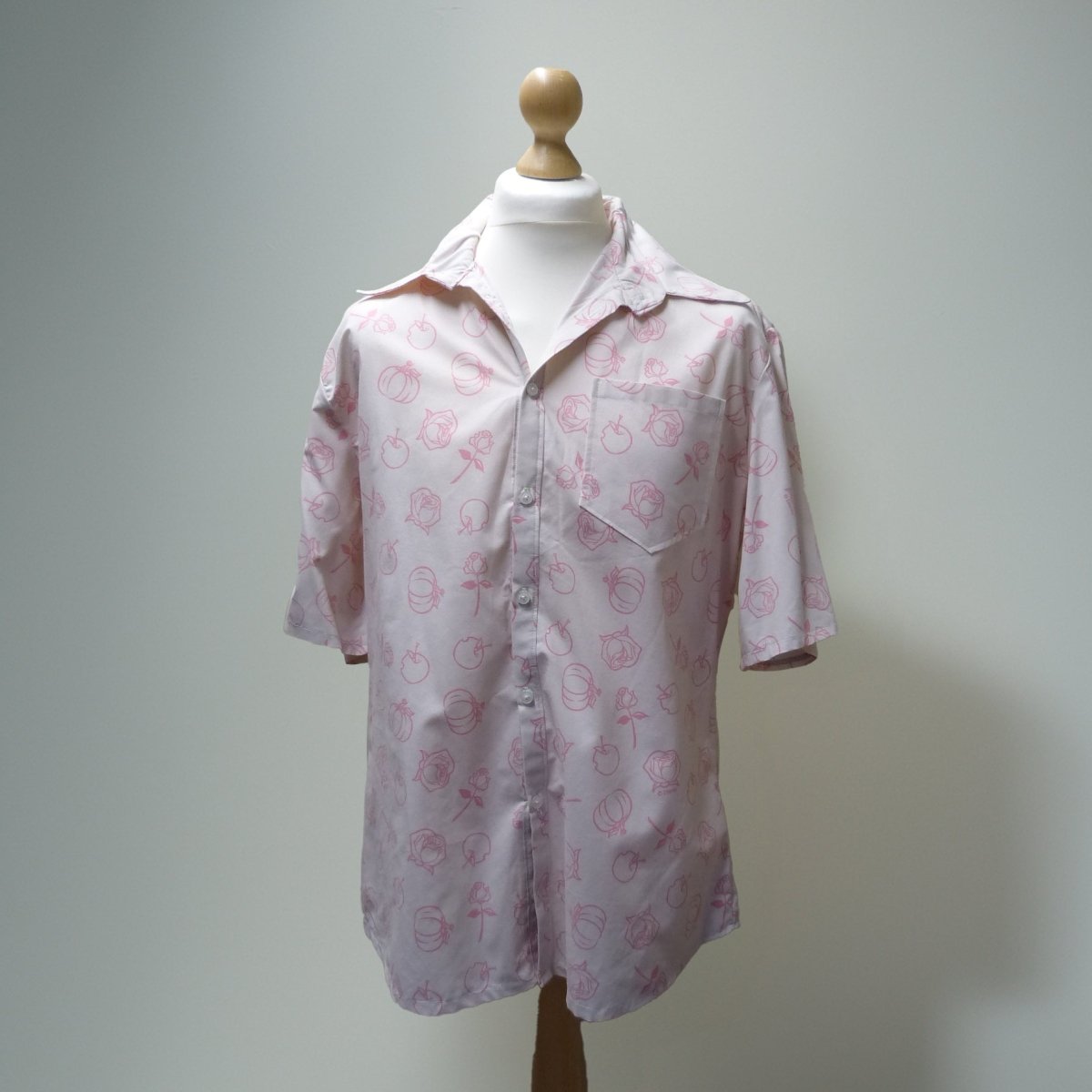 Iconic princesses Neck 18.5" chest 120cm /47" - Sew Revamp