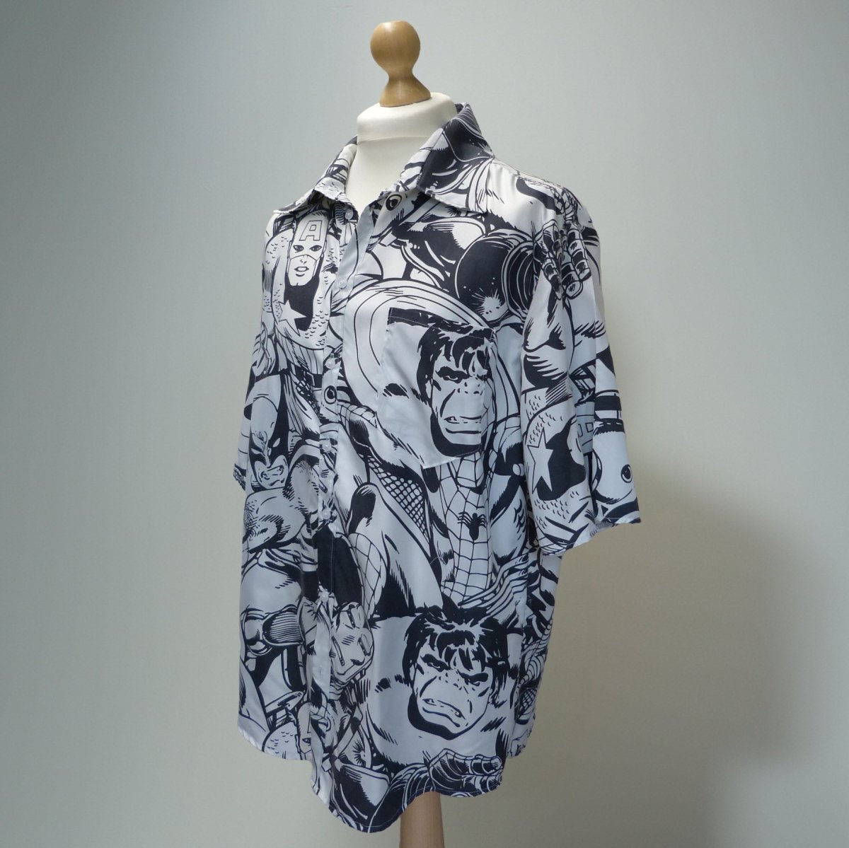 Simply marvellous Neck 20" chest 130cm/ 51" - Sew Revamp