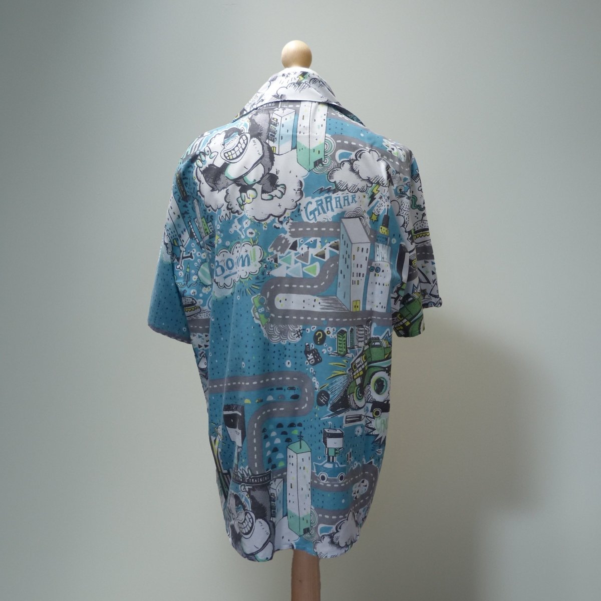 The great Gorilla Neck 20" chest 132cm /52" - Sew Revamp